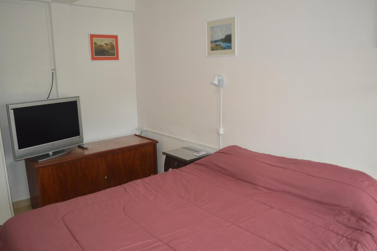 Departamentos Rodrigo Apartment Posadas Bagian luar foto