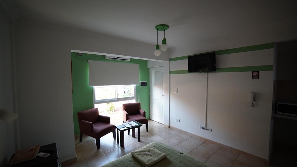 Departamentos Rodrigo Apartment Posadas Bagian luar foto